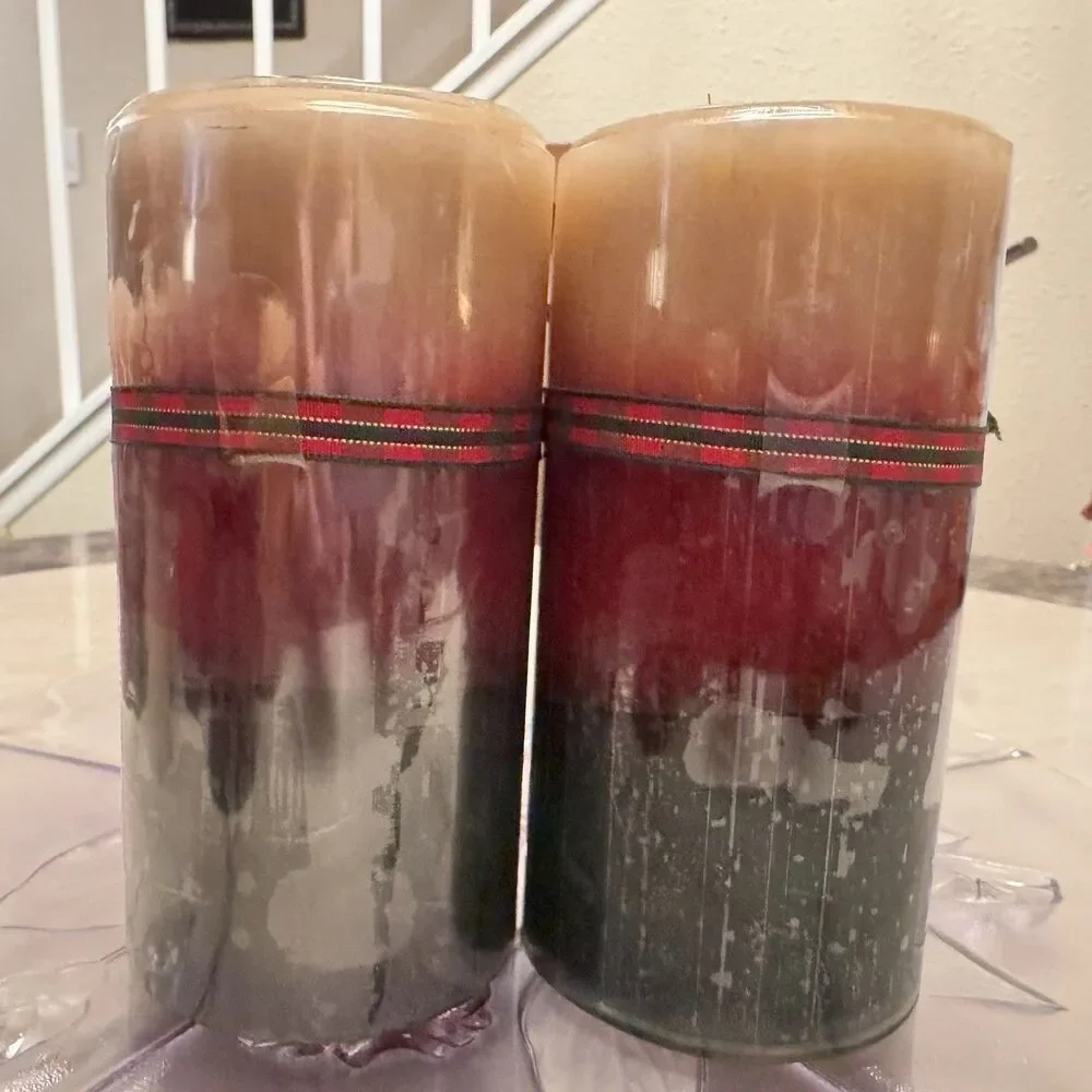 Pair Pier 1 Apple Crisp Holiday Pillar Candles 3x6 Christmas NOS Pinecone Picks